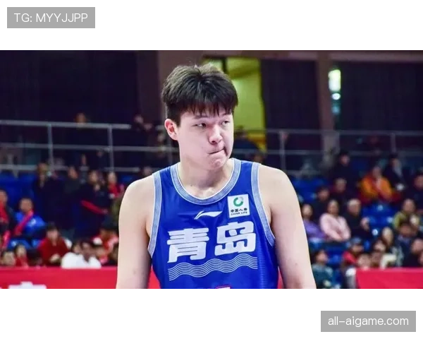 杨瀚森由内线单打拉开空间较上季提升篮下终结率 杨瀚森由内线单打拉开空间较上季提升篮下终结率